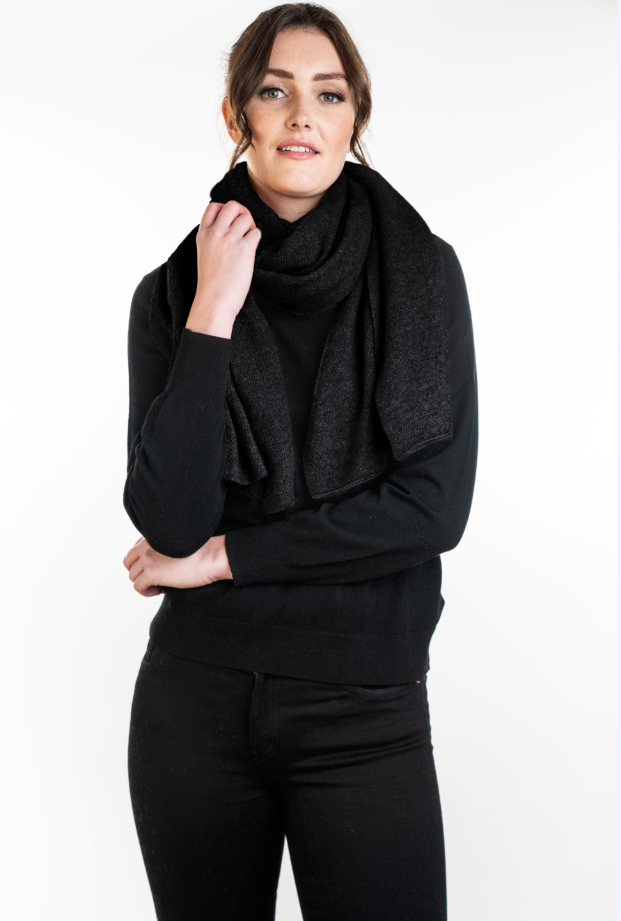 Possum Merino Lightweight Moss Stitch Wrap KO518