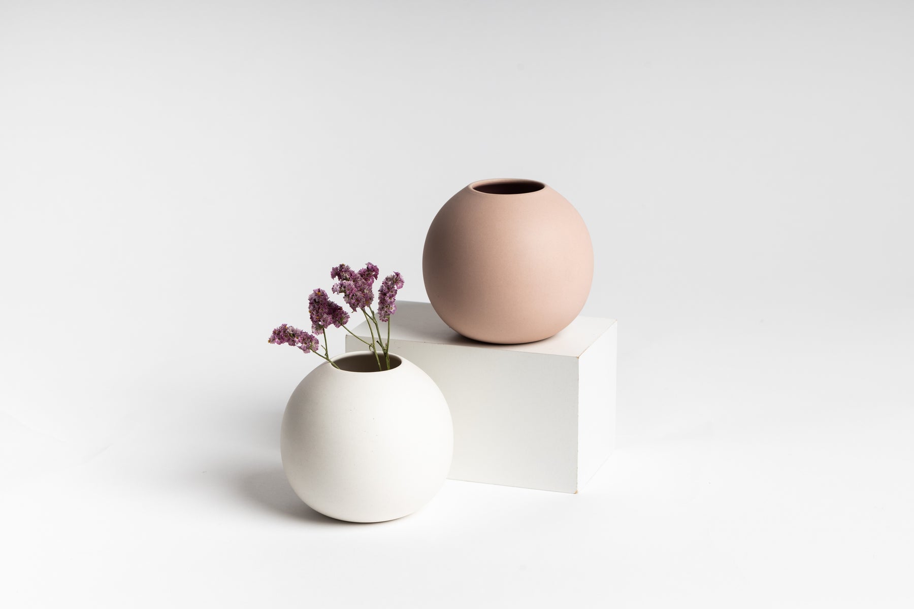 The Boban Ceramic Vase - White